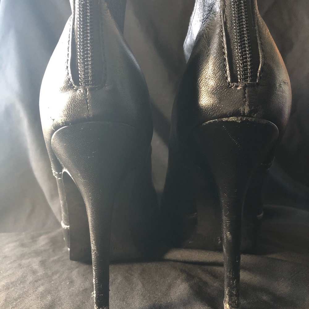 Colin Stuart Booties - Picture 2 of 6